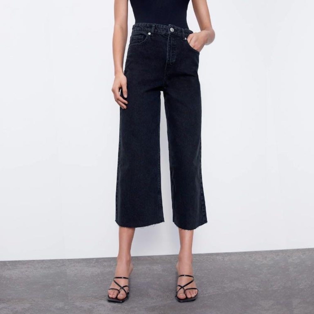 NWT ZARA Black High Waist Wide Leg Culotte Jeans - Picture 1 of 9